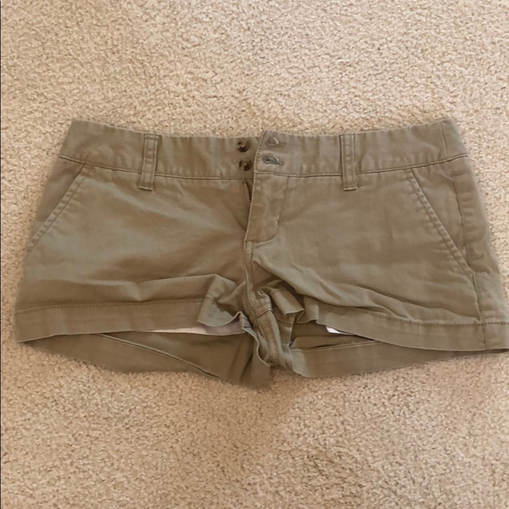 Mossimo Khaki shorts